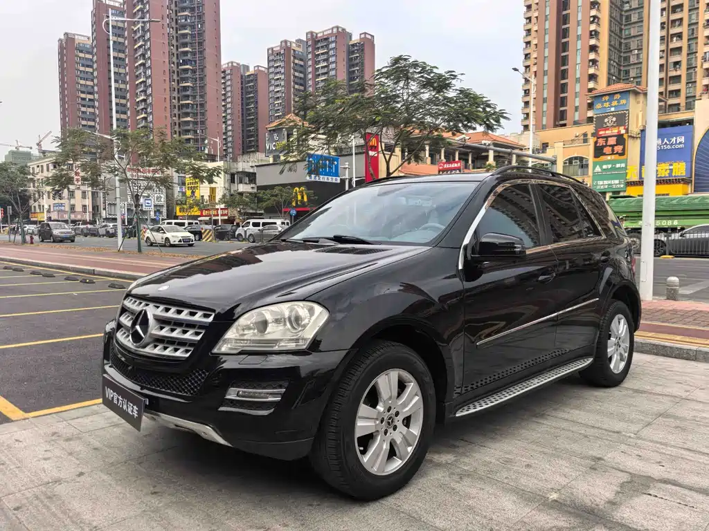 Mercedes-Benz M-Class 2011