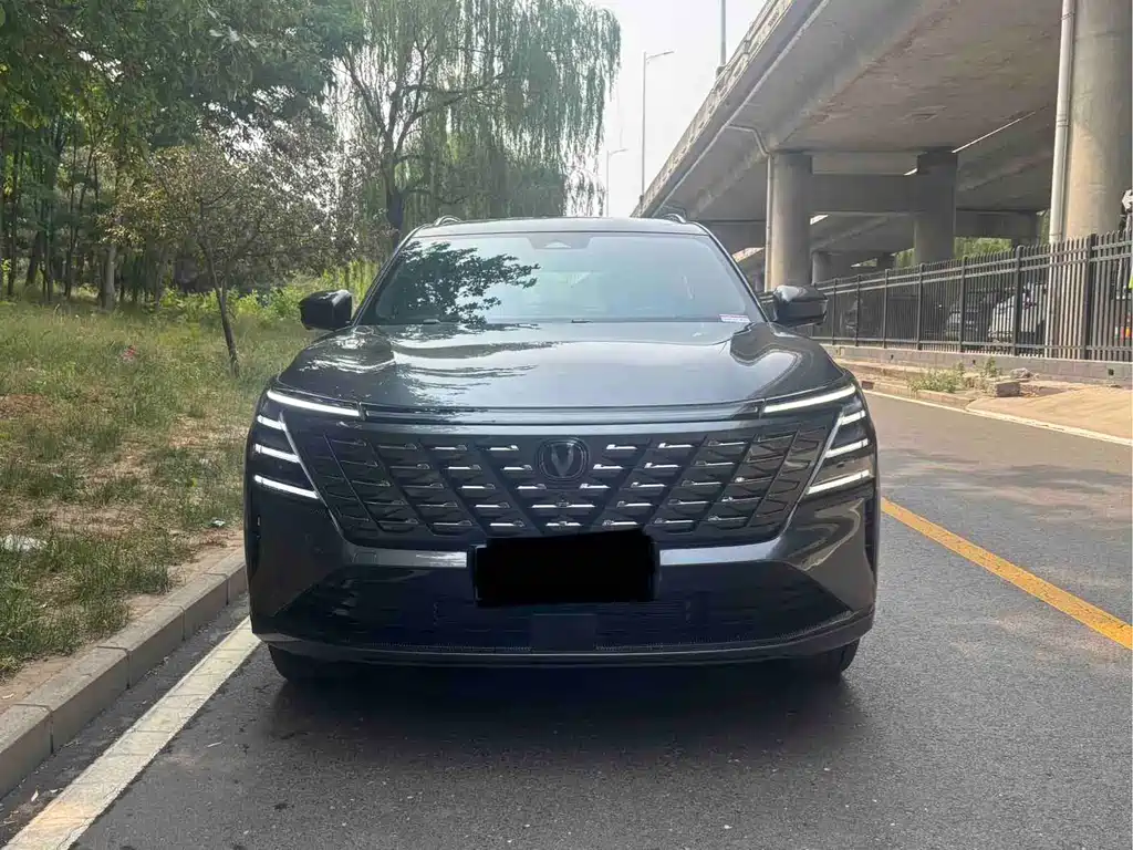 Changan CS75 PLUS 2025 — фото 2