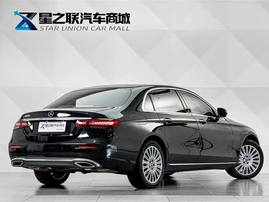Mercedes-Benz E-Class 2022