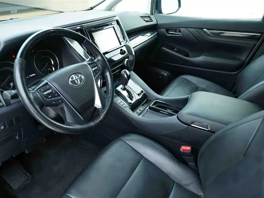 Toyota Vellfire 2020 — фото 9