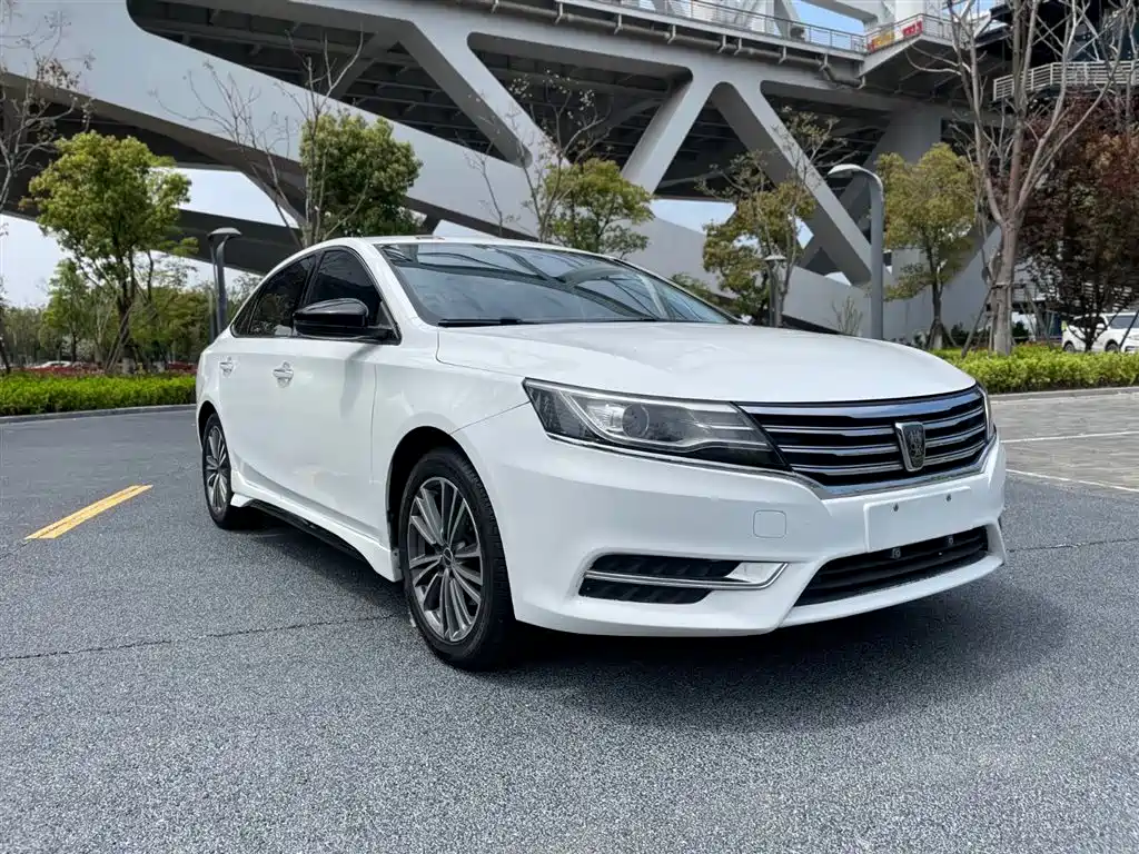 Roewe i6 Classic 2017 — фото 3