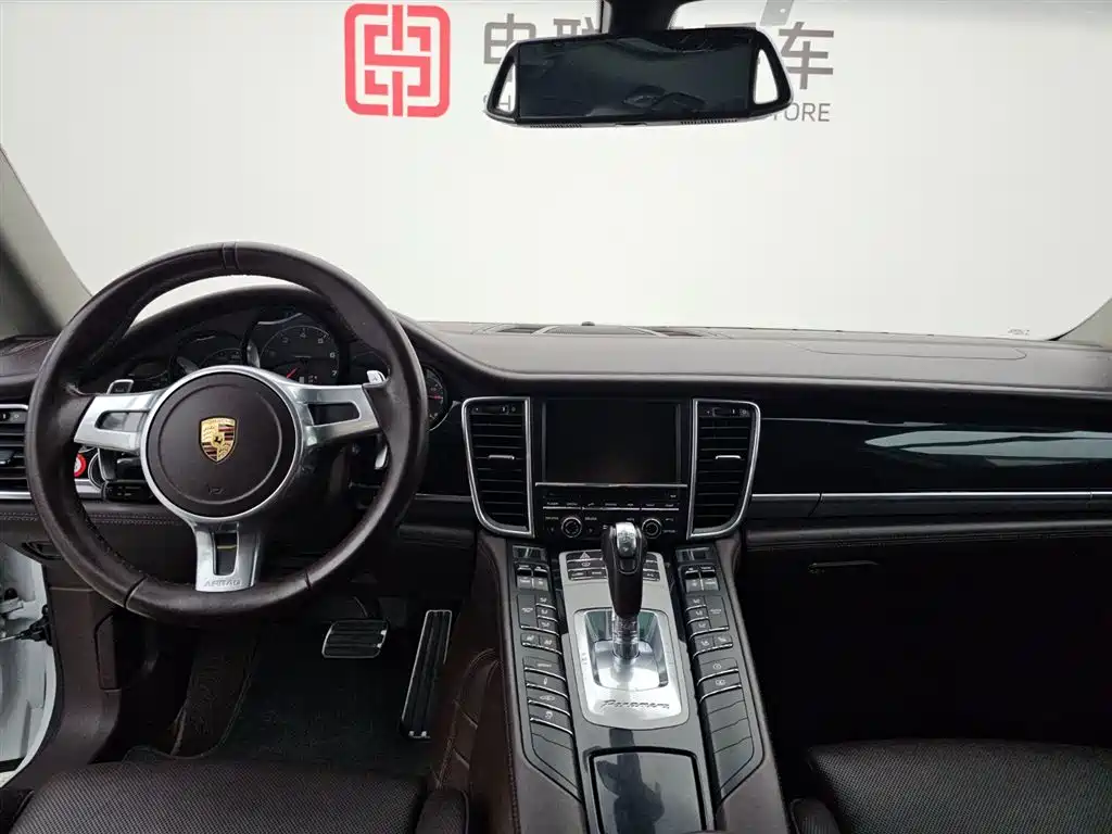 Porsche Panamera 2016 — фото 11