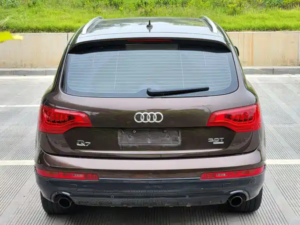 Audi Q7 2012