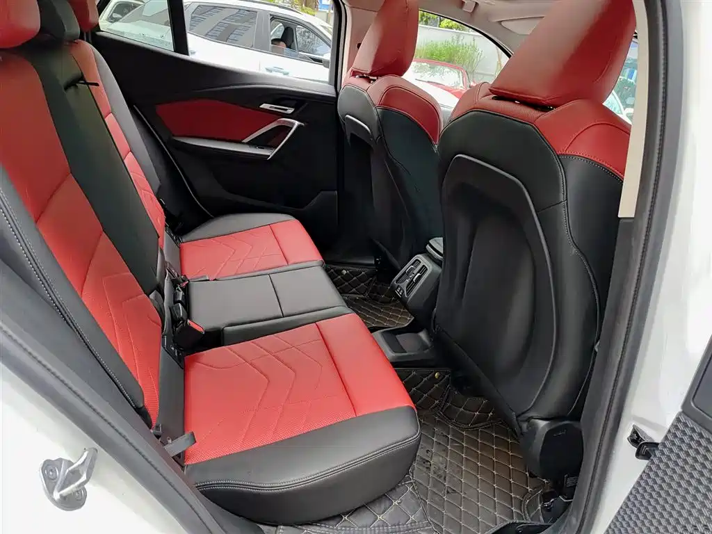 BMW X2 2025 — фото 10