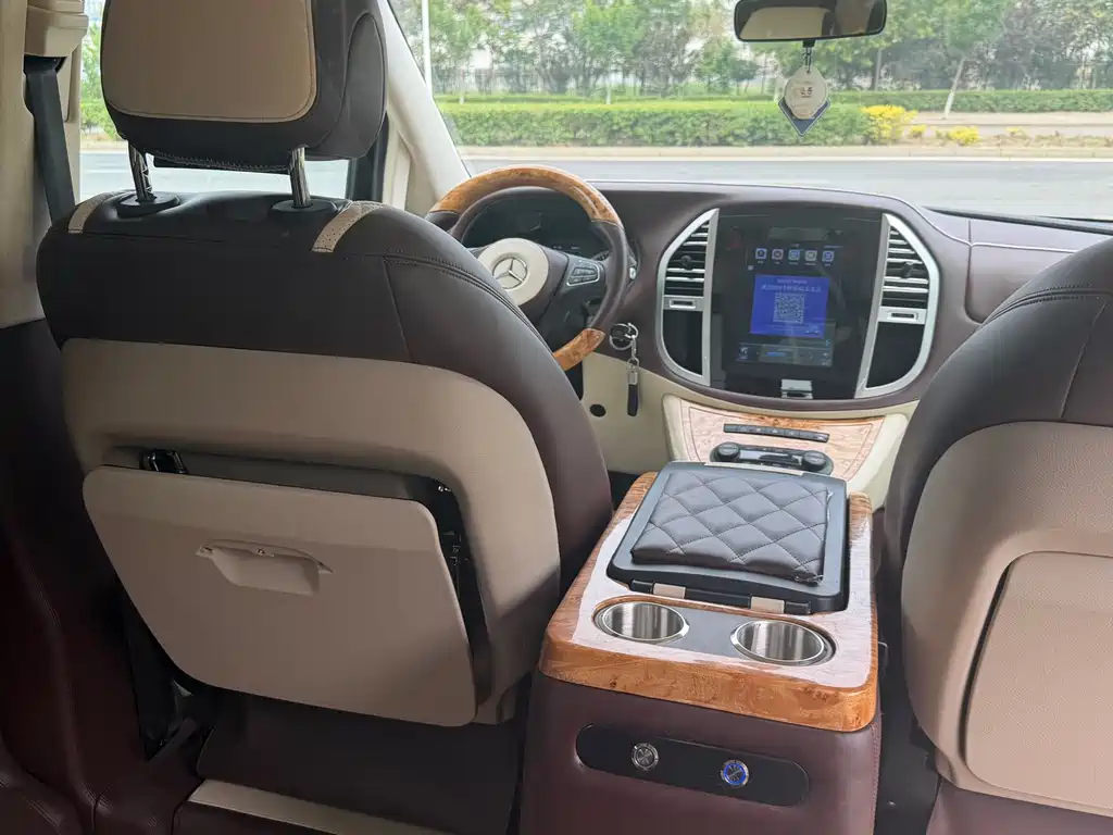 Mercedes-Benz Vito 2019 — фото 10