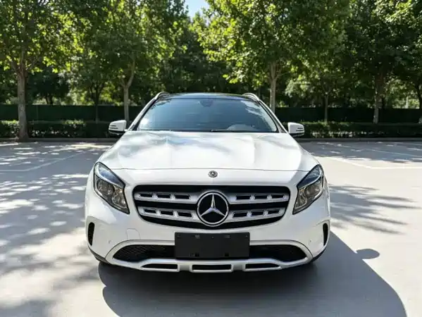 Mercedes-Benz GLA 2019