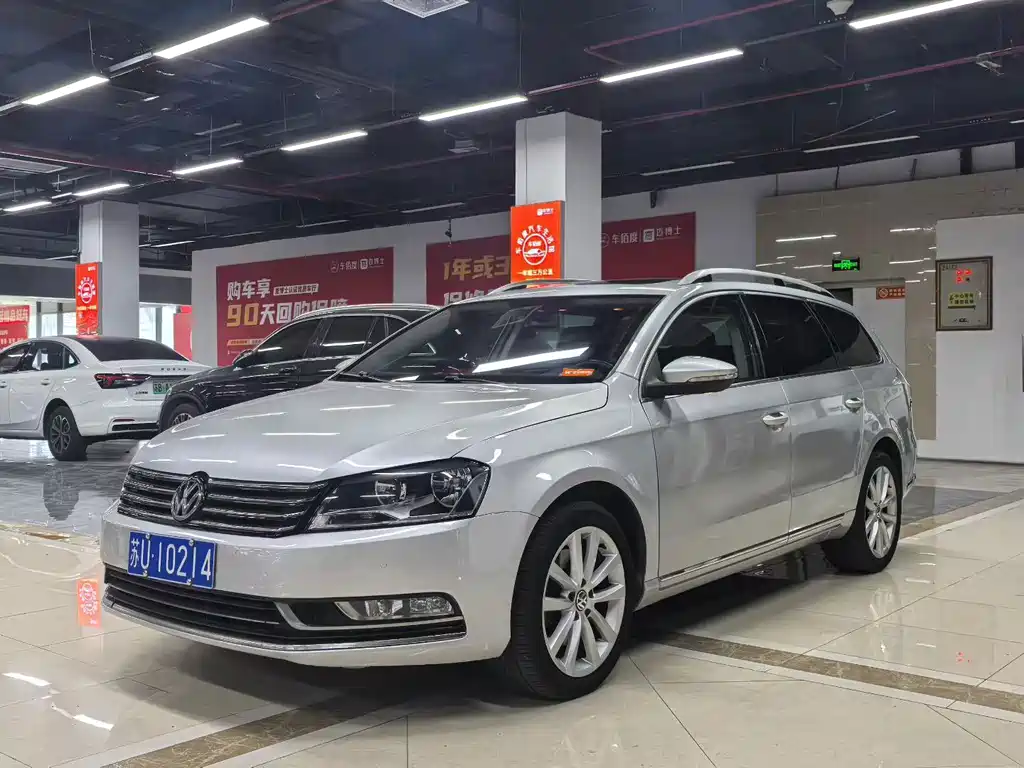 Volkswagen Magotan 2012