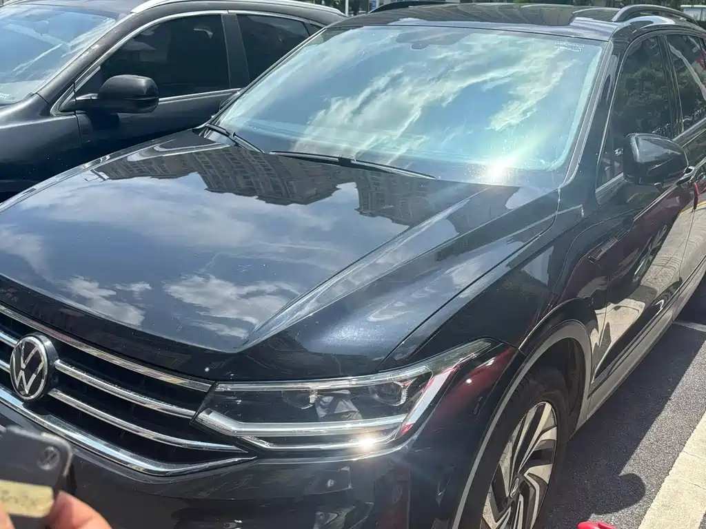 Volkswagen Tiguan L 2023