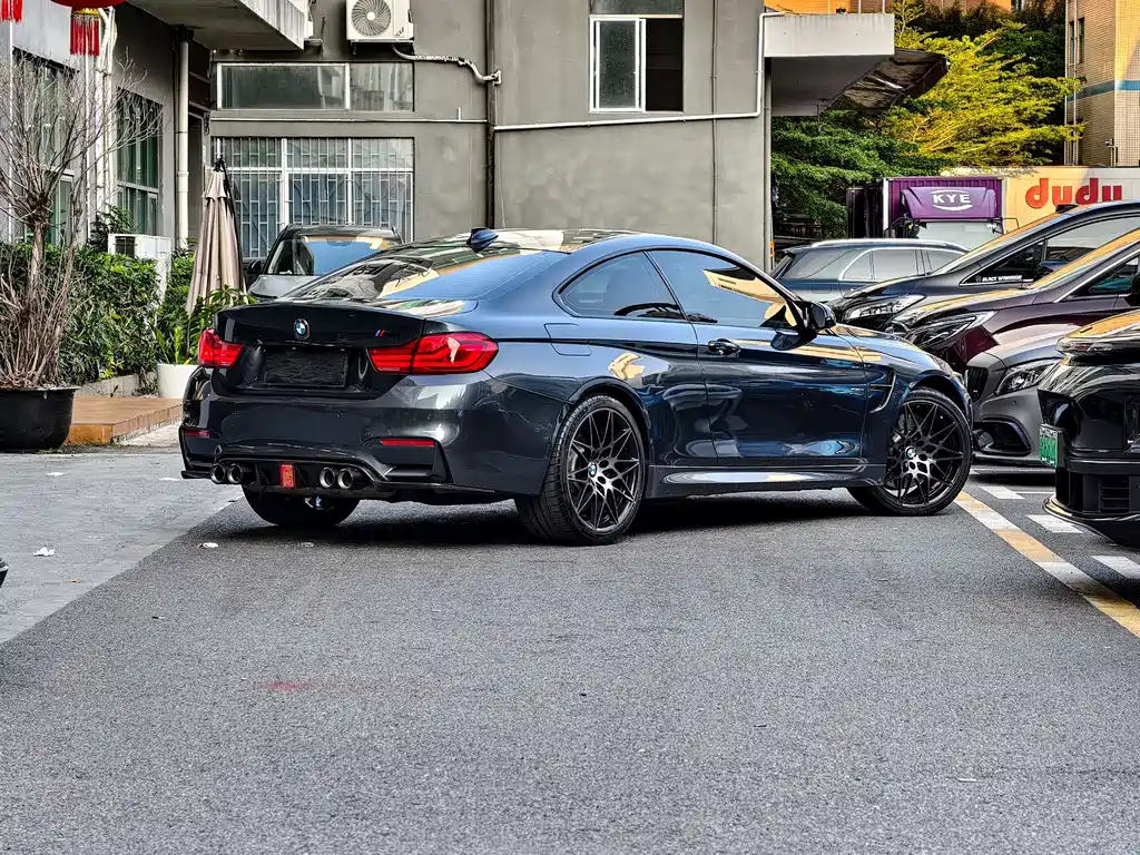 BMW M4 2019 — фото 10