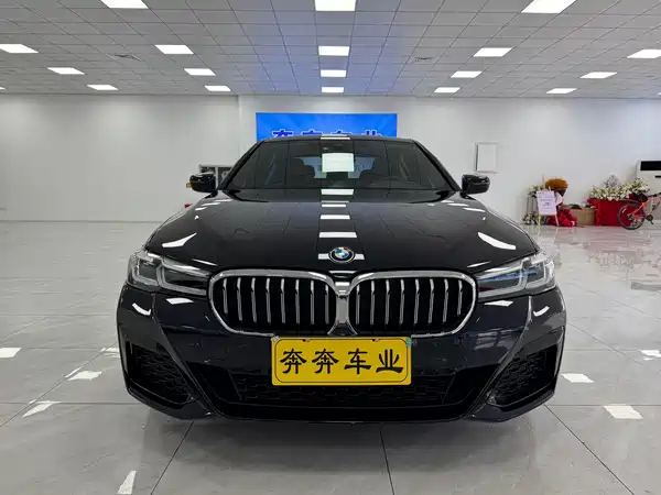 BMW 5 Series 2022