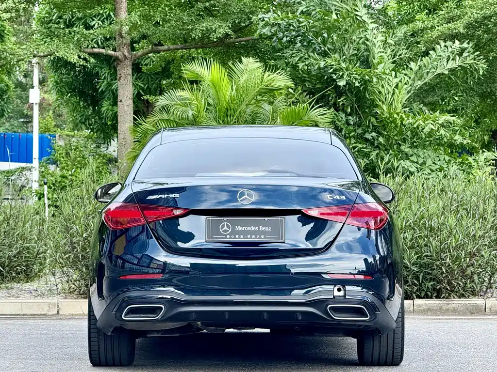Mercedes-Benz C-Class 2023 — фото 4