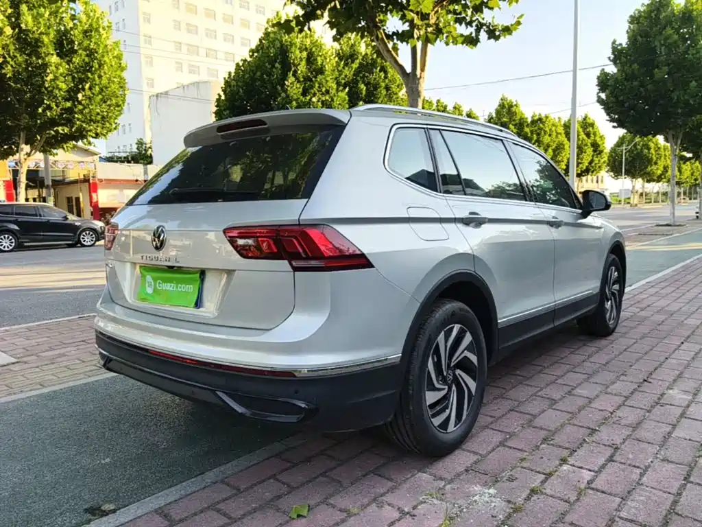 Volkswagen Tiguan L 2025