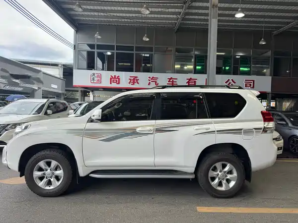 Toyota Prado 2010