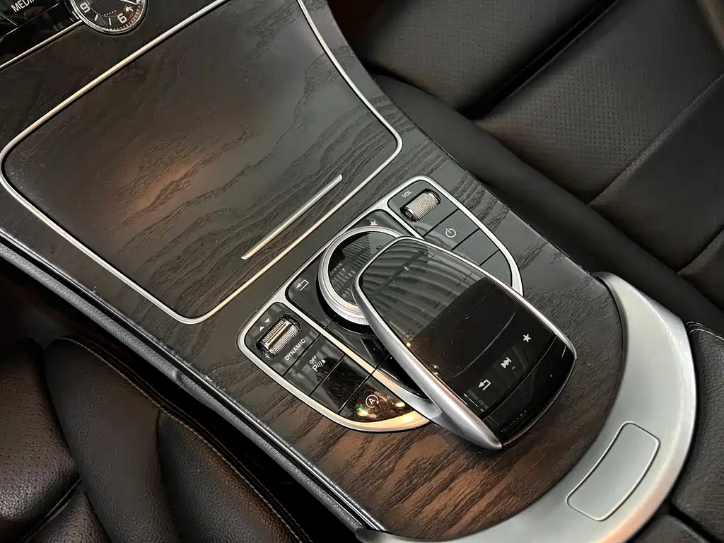Mercedes-Benz C-Class 2017 — фото 12