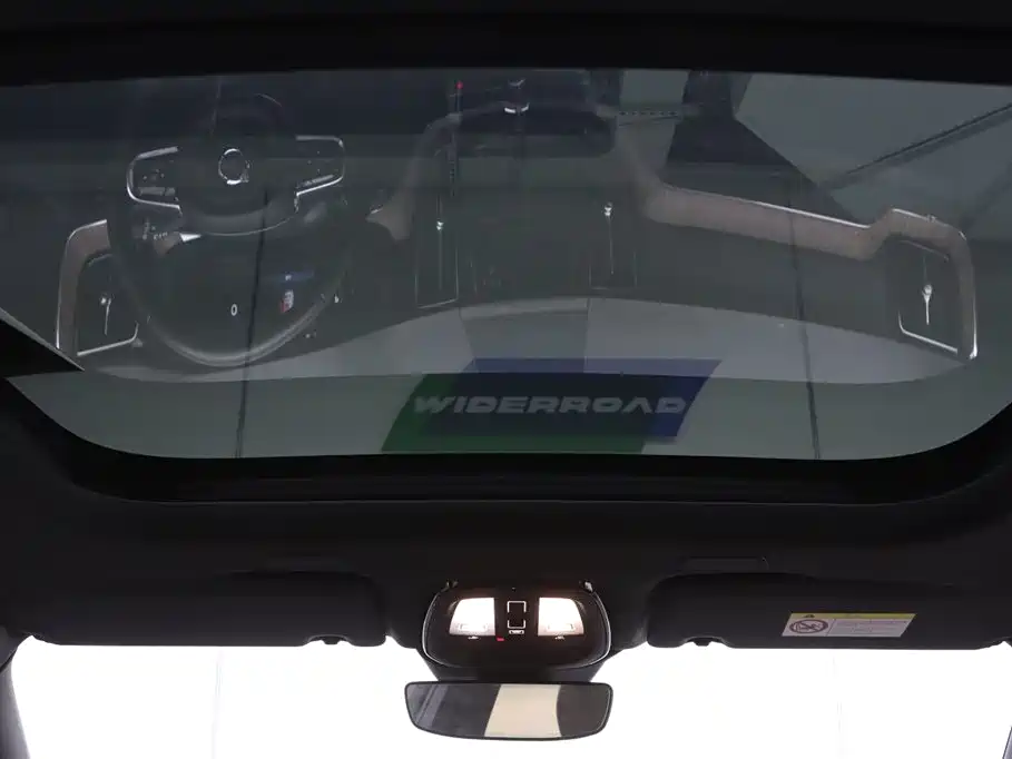 Volvo XC60 2021 — фото 20
