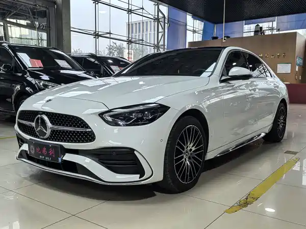 Mercedes-Benz C-Class 2024