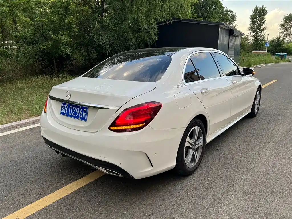Mercedes-Benz C-Class 2020