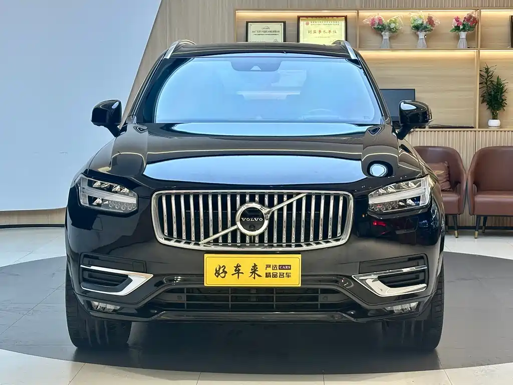 Volvo XC90 2021 — фото 2