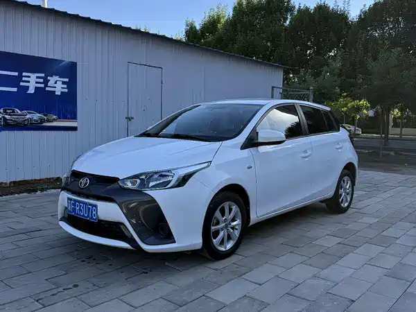 Toyota Yaris L 2016