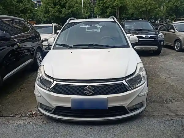 Suzuki Karma 2013