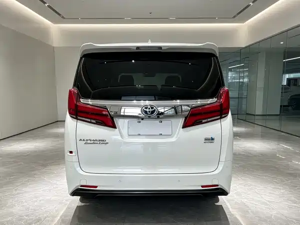 Toyota Alphard 2020