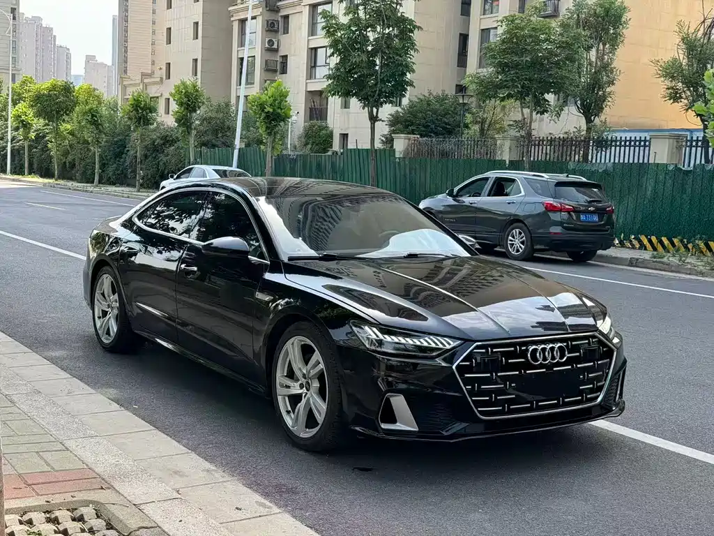 Audi A7L 2023 — фото 3