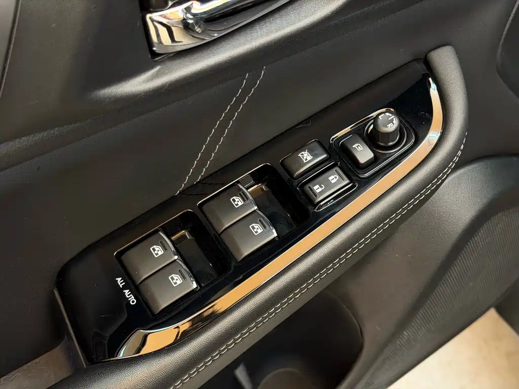 Subaru Outback 2016 — фото 12