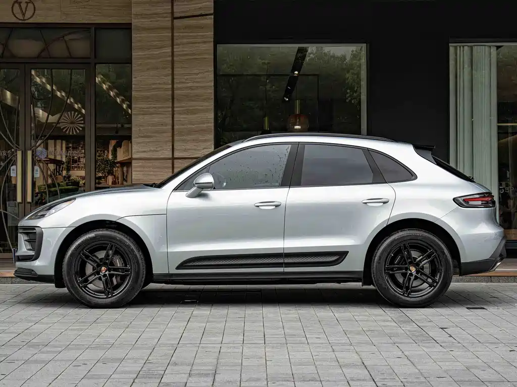 Porsche Macan 2023 — фото 6
