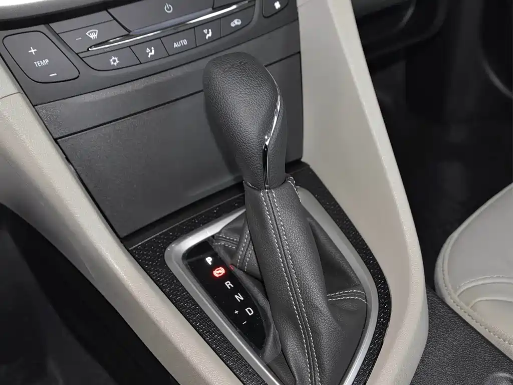 Buick Excelle GT 2020 — фото 24