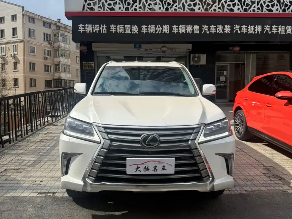 Lexus LX 2022 — фото 2