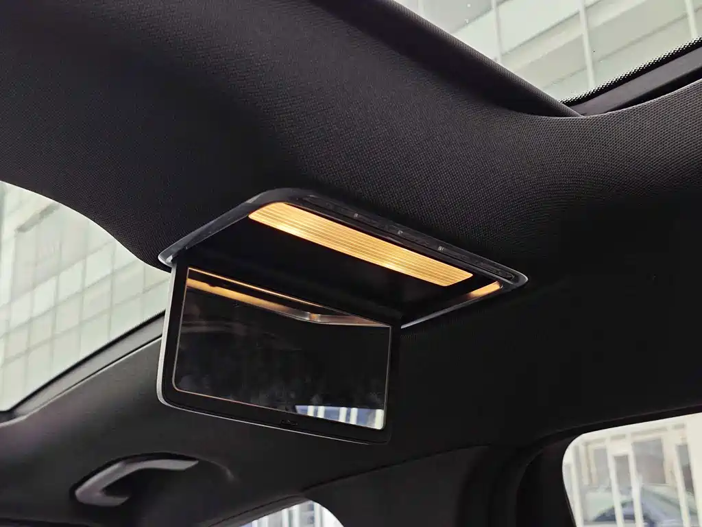 Mercedes-Benz GLC 2019 — фото 14