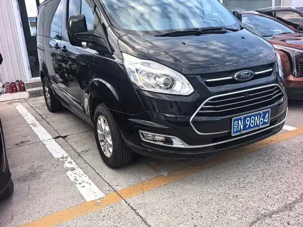 Ford Tourneo 2021