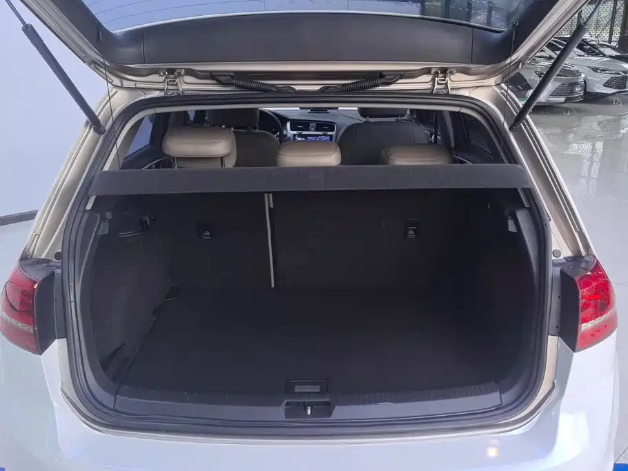 Volkswagen Golf 2014