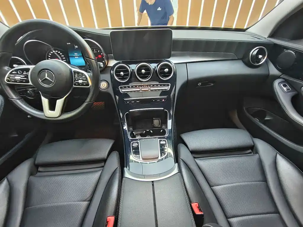 Mercedes-Benz C-Class 2019 — фото 4