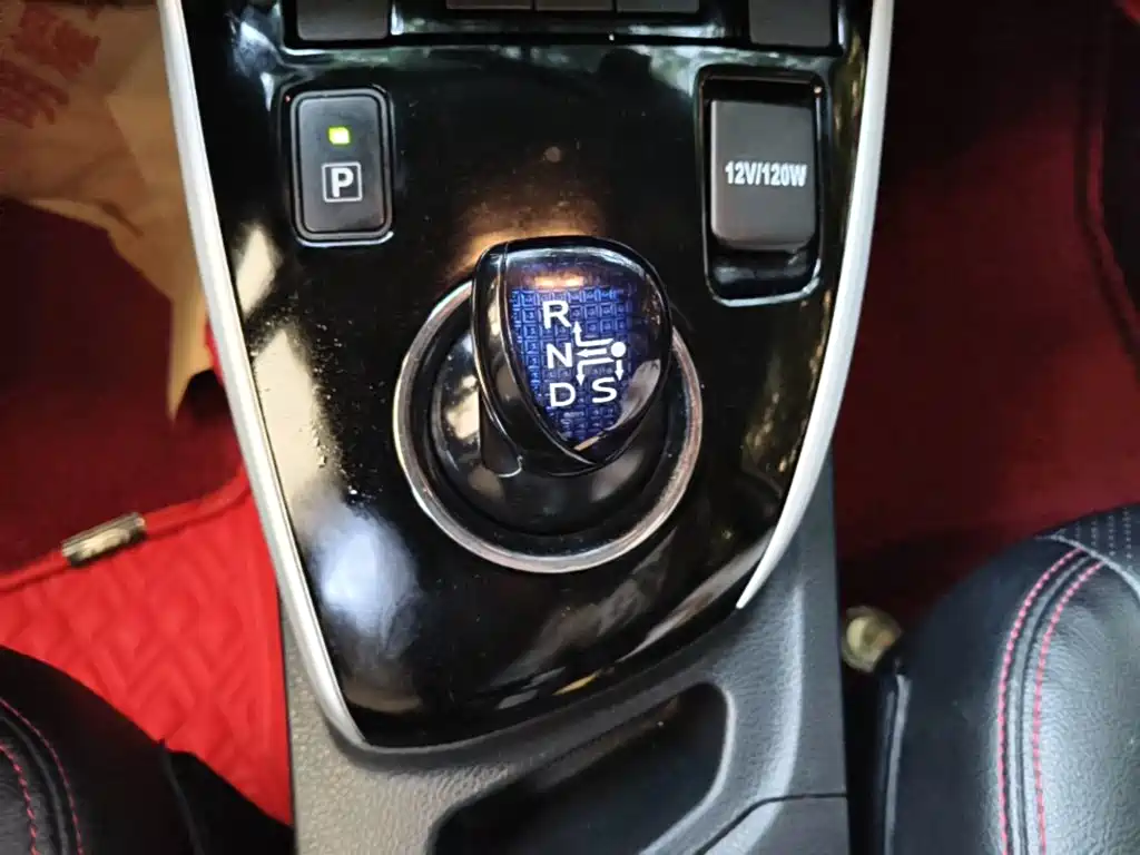Toyota Levin 2018 — фото 14