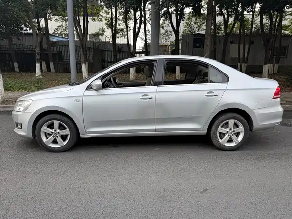 Volkswagen Santana 2013