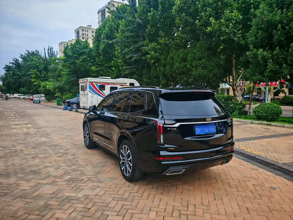 Cadillac XT6 2021 — фото 24
