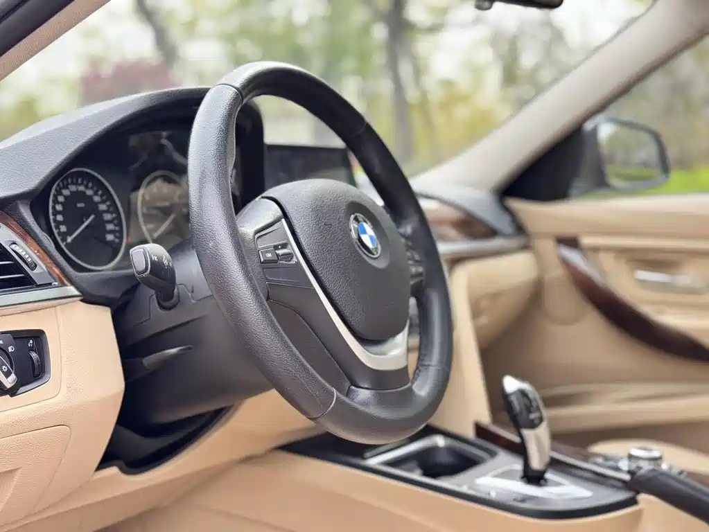 BMW 3 Series 2013 — фото 6