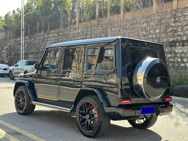 Mercedes-Benz G-Class 2011