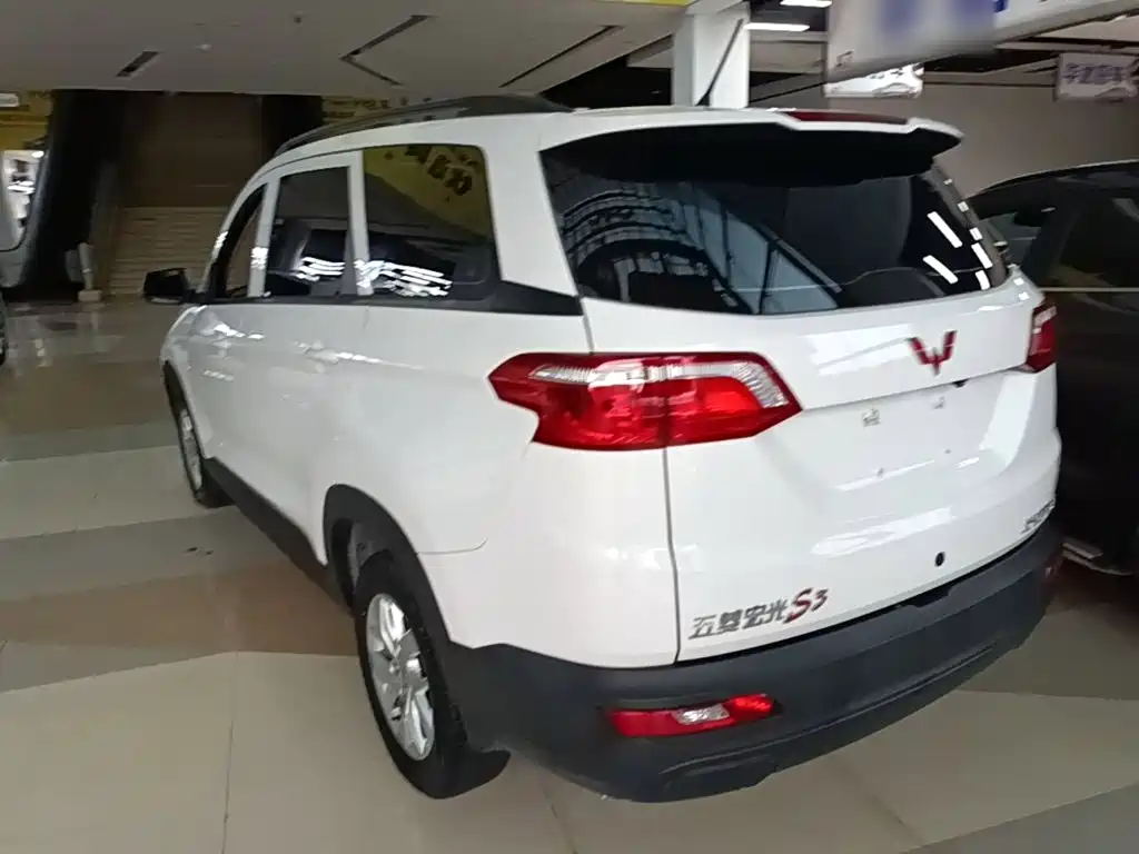 Wuling Hongguang S3 2023