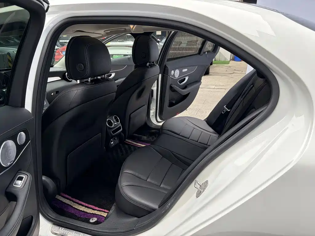 Mercedes-Benz C-Class 2021 — фото 10
