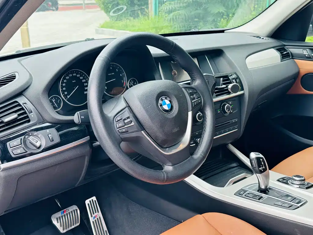 BMW X3 2015 — фото 8