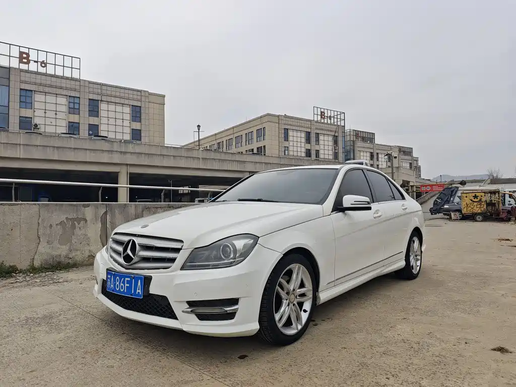 Mercedes-Benz C-Class 2014 — фото 1