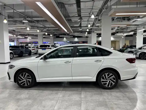 Volkswagen Lavida 2024