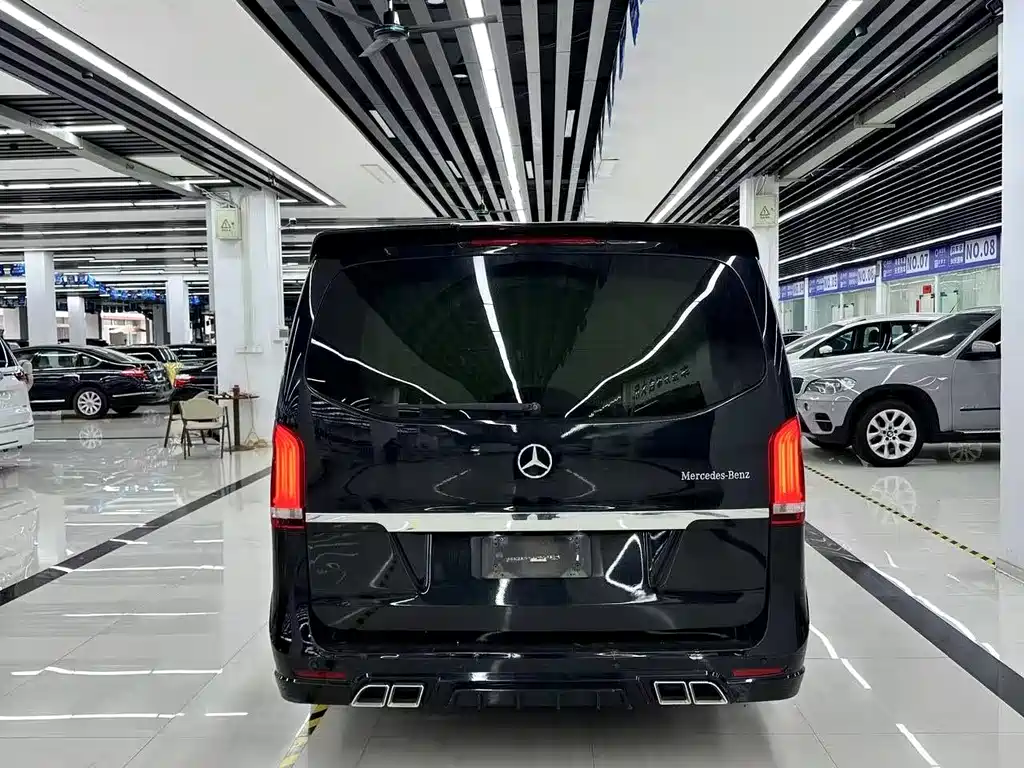 Mercedes-Benz Vito 2022 — фото 11
