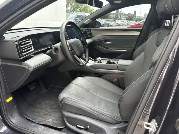 BYD Qin L 2024