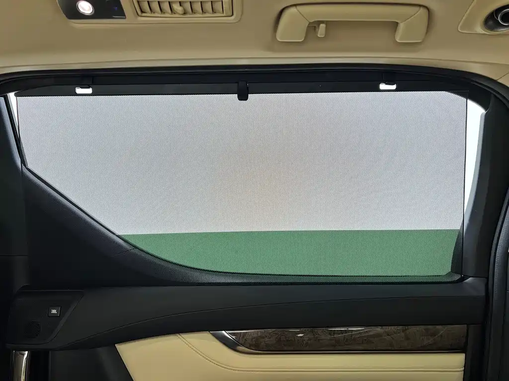 Toyota Vellfire 2022 — фото 23