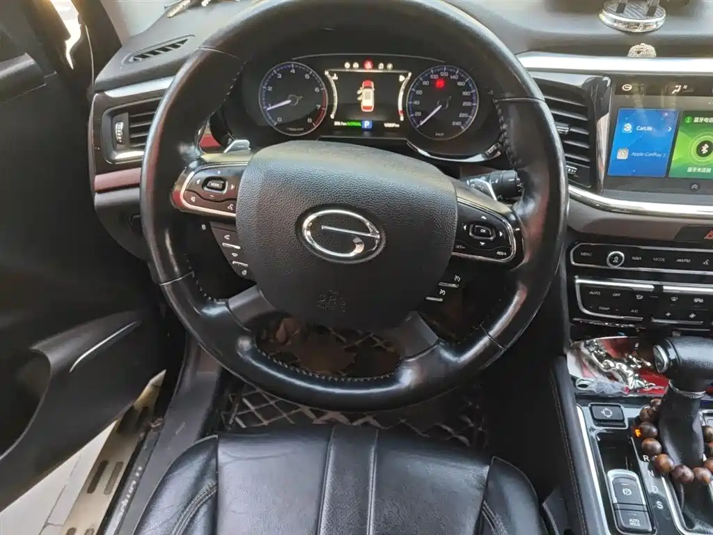 GAC Motor Trumpchi GS8 2017 — фото 6