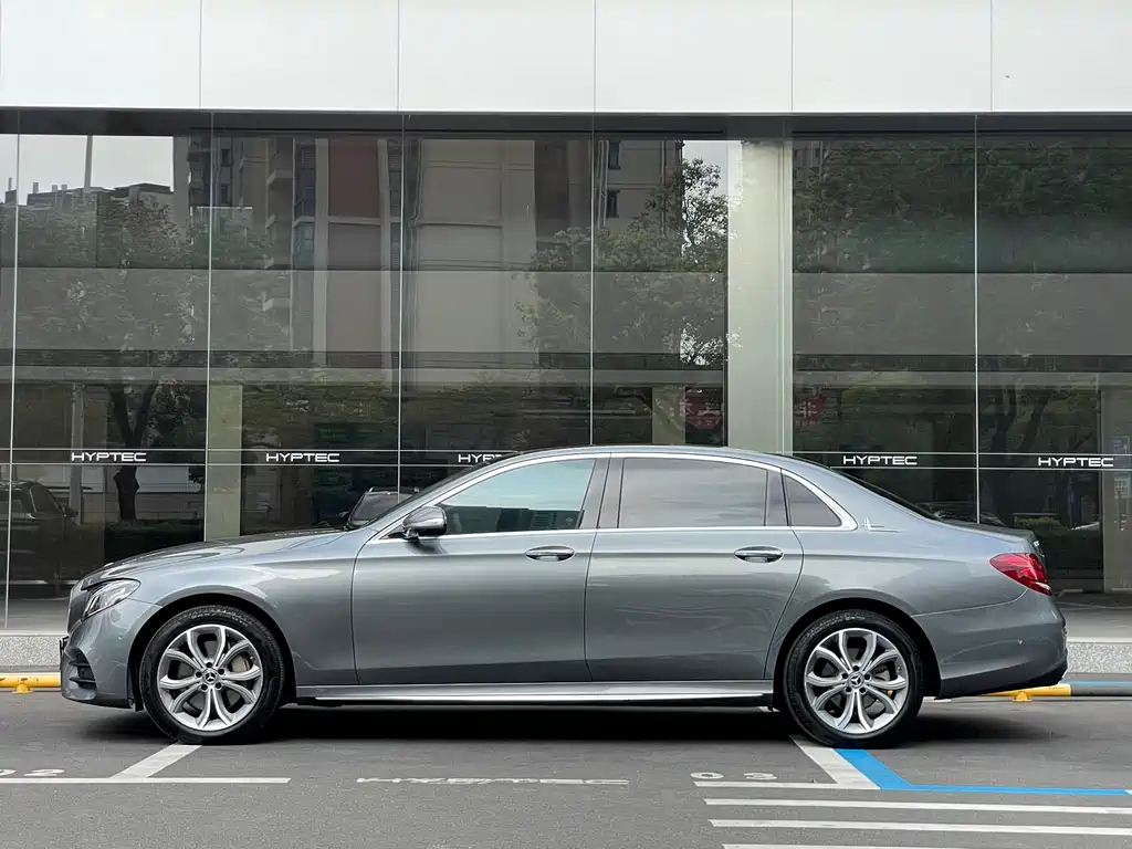 Mercedes-Benz E-Class 2020 — фото 4