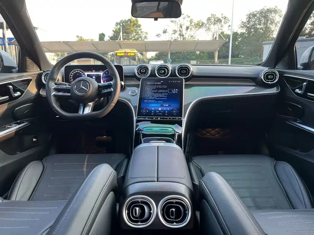 Mercedes-Benz C-Class 2022 — фото 5